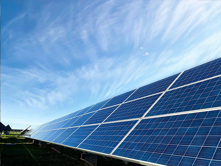 The solar power generation in the UK has broken records